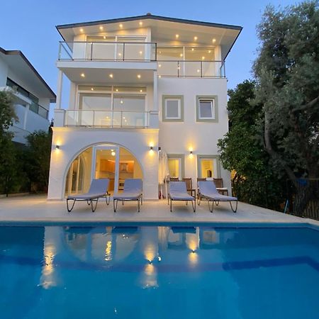 Villa Zeytin Kaş Exteriör bild